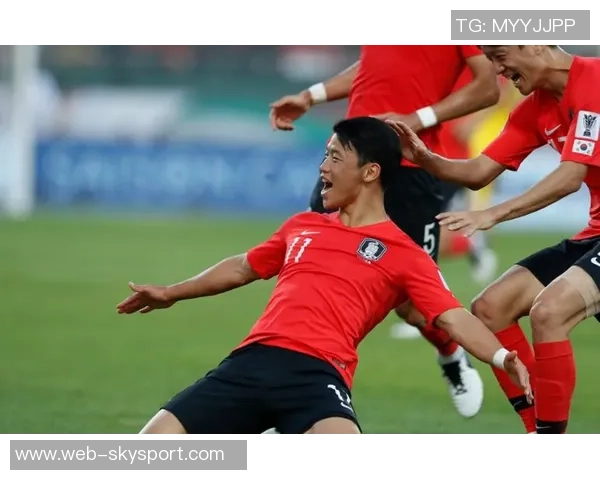 国足12强赛迎战韩国队全力以赴争取胜利展现中国足球新希望