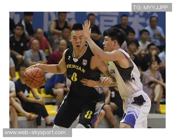 四川金强迎战强敌全力争胜期待精彩对决展现篮球魅力与团队精神